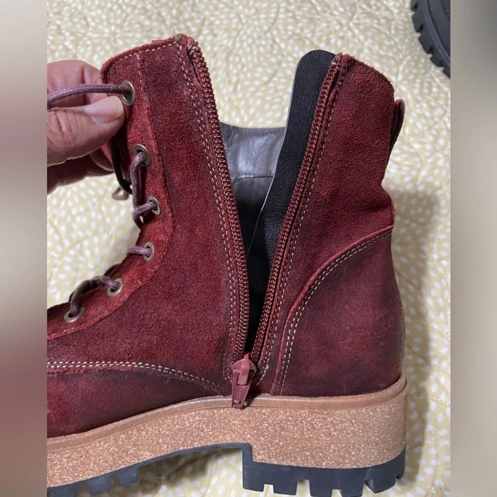 EUC Taos- Main Street Boot-Garnet size 7 - 7 1/2 - Picture 12 of 16